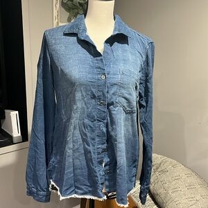 Cloth and stone button down